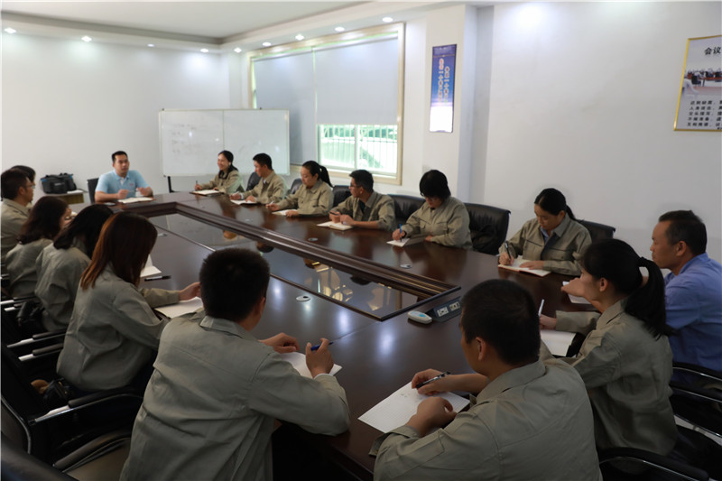 員(yuán)工風采(cai)